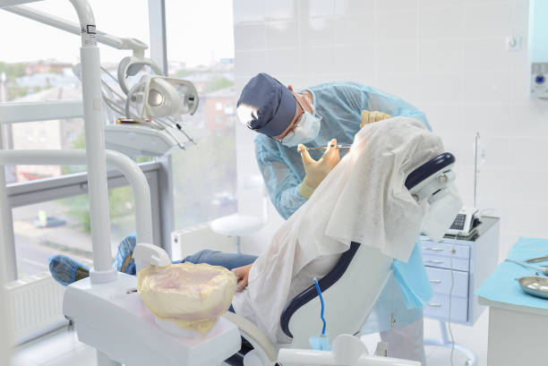 Best Mobile Emergency Dentist in Fruitville, FL